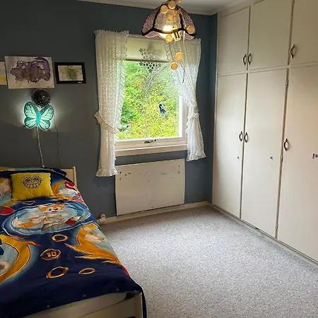 Sentral Enebolig Med 3 Soverom Til Leie I Arendalsuka